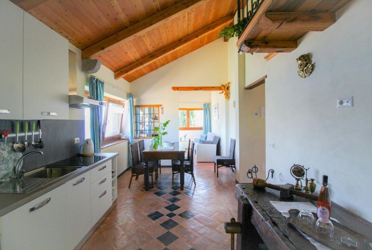 דירות Stazzona Residenza Castellum מראה חיצוני תמונה